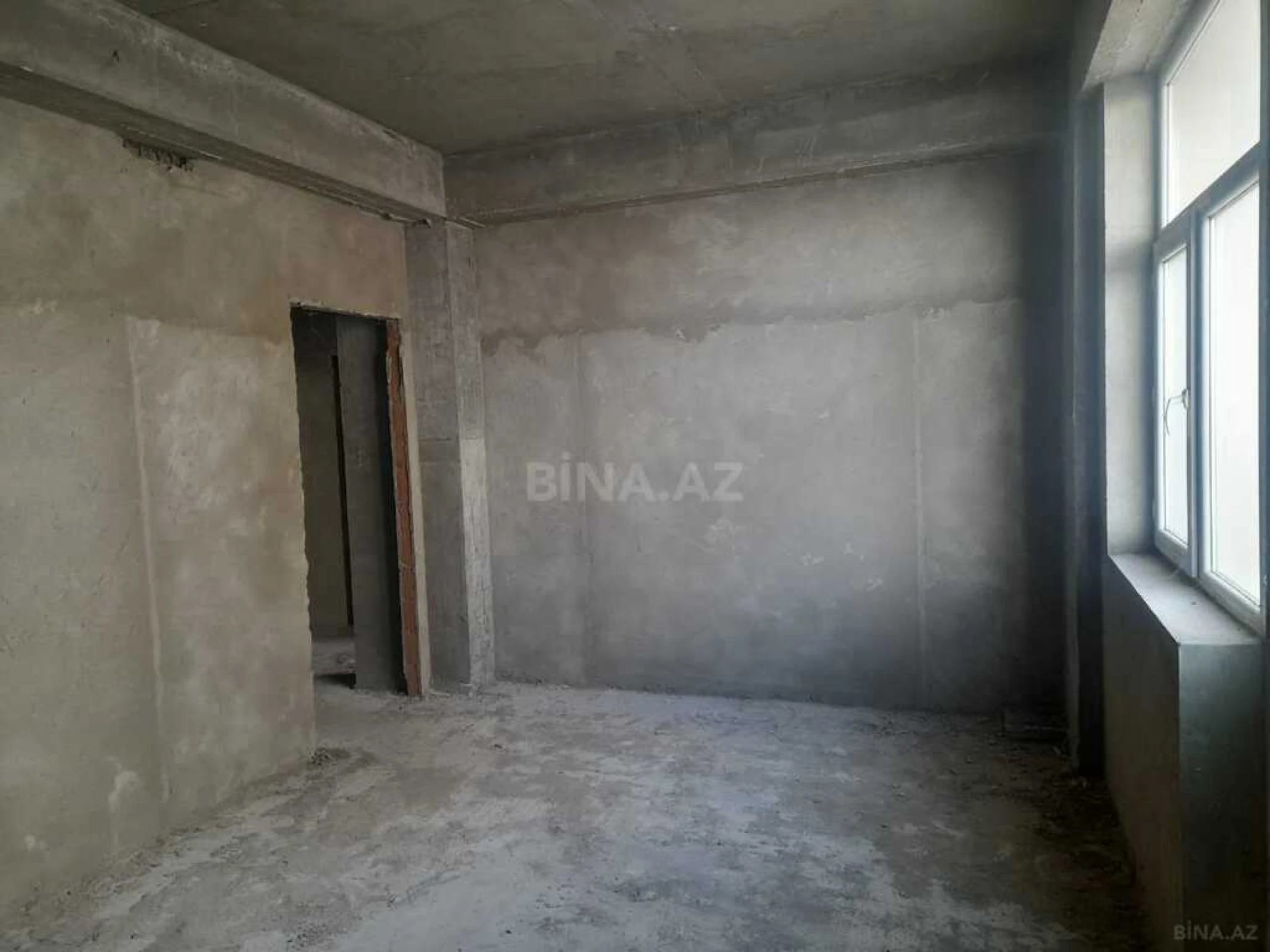 Satılır 3 otaqlı mənzil 123 m²