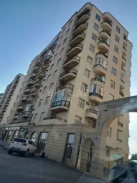 Satılır 3 otaqlı mənzil 123 m²