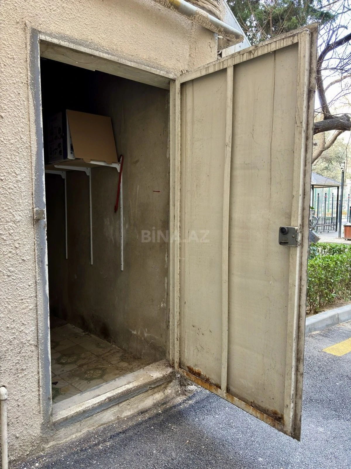 Satılır 3 otaqlı mənzil 115 m²