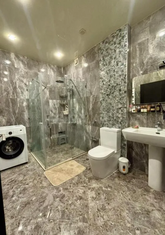 Satılır 3 otaqlı mənzil 115 m²