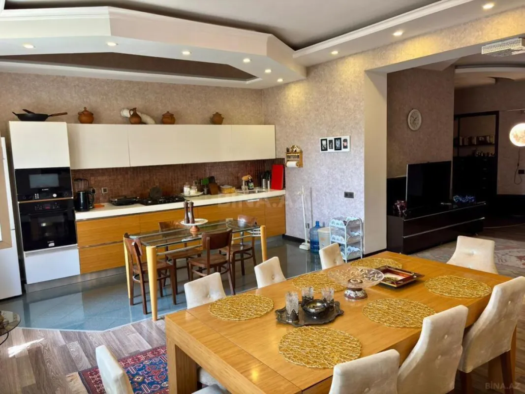 Satılır 3 otaqlı mənzil 115 m²