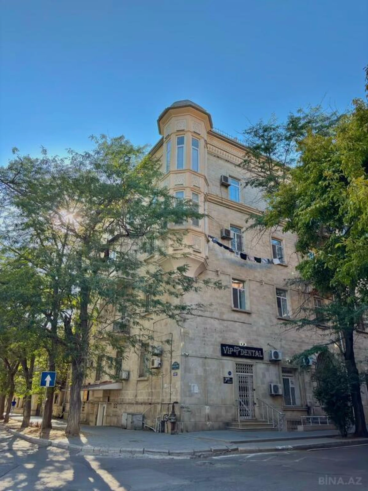 Satılır 3 otaqlı mənzil 115 m²