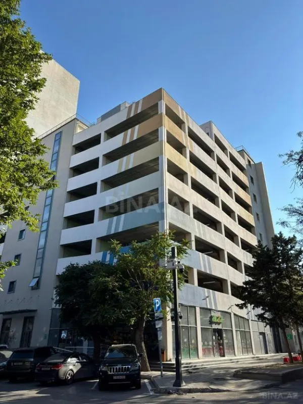 Satılır 3 otaqlı mənzil 115 m²