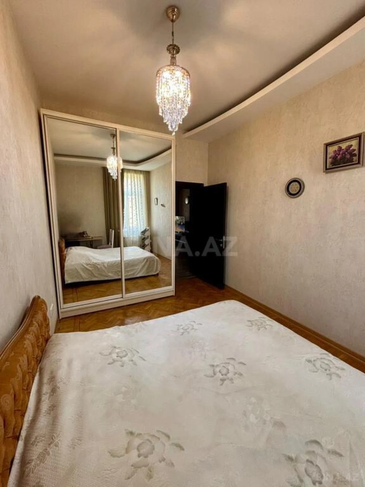 Satılır 3 otaqlı mənzil 115 m²