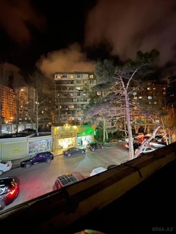 Satılır 3 otaqlı mənzil 110 m²