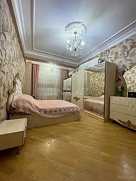 Satılır 3 otaqlı mənzil 110 m²