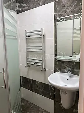 Kirayə verilir 2 otaqlı mənzil 95 m²