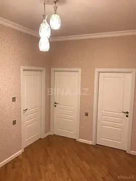 Kirayə verilir 2 otaqlı mənzil 95 m²