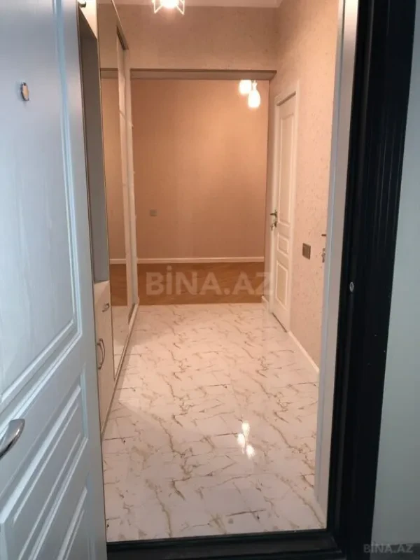 Kirayə verilir 2 otaqlı mənzil 95 m²