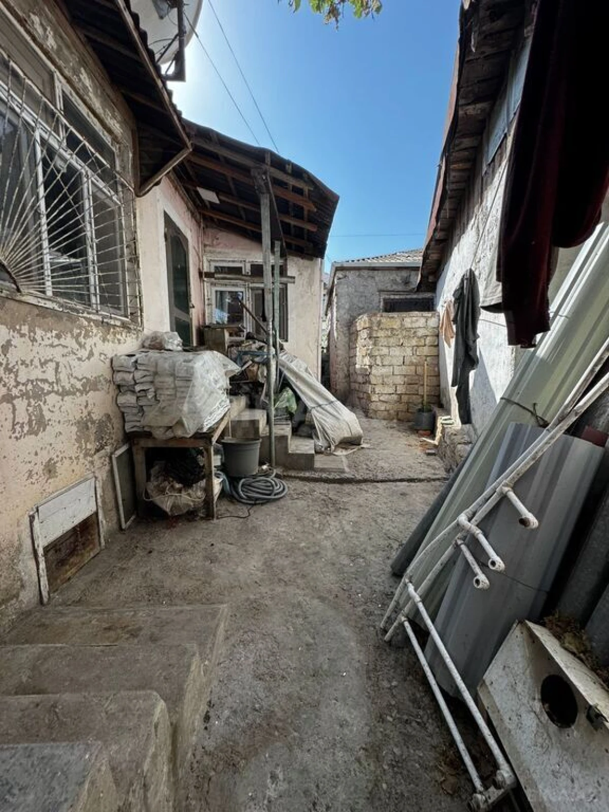 Satılır 3 otaqlı həyət evi 100 m²