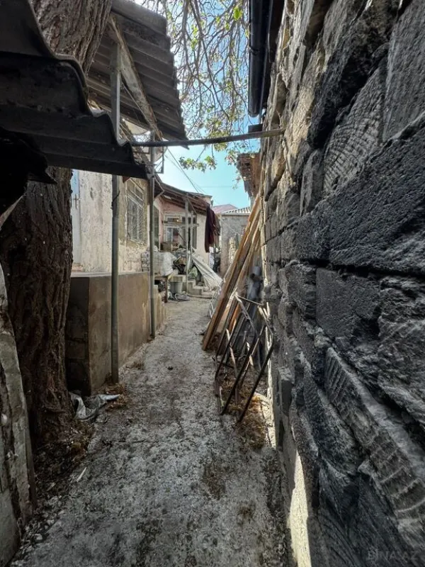 Satılır 3 otaqlı həyət evi 100 m²