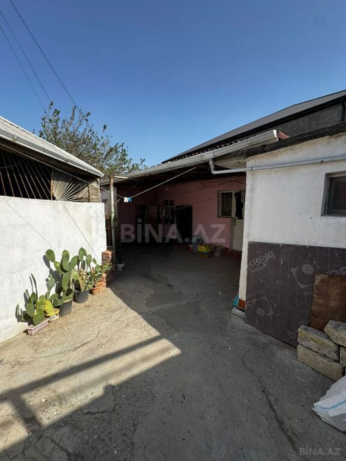 Satılır 3 otaqlı həyət evi 100 m²