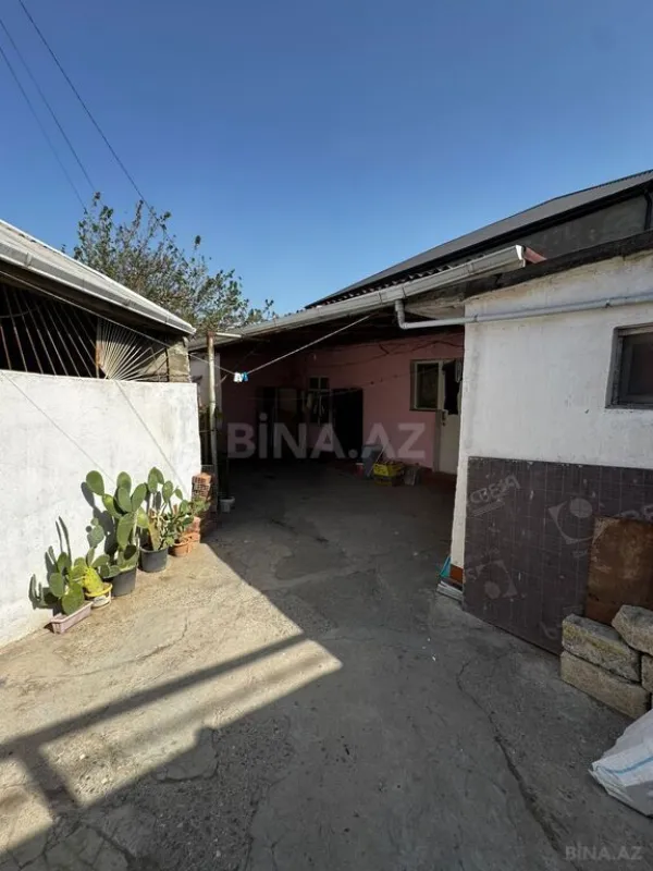 Satılır 3 otaqlı həyət evi 100 m²