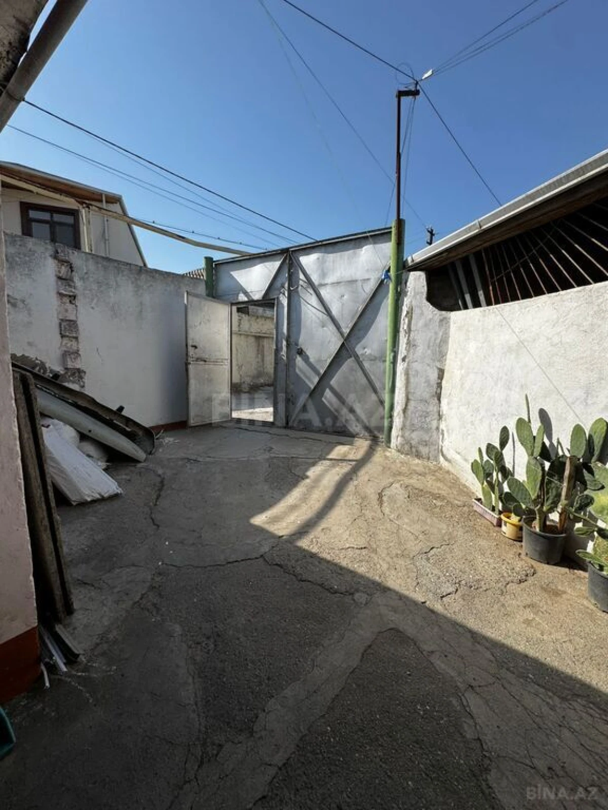 Satılır 3 otaqlı həyət evi 100 m²