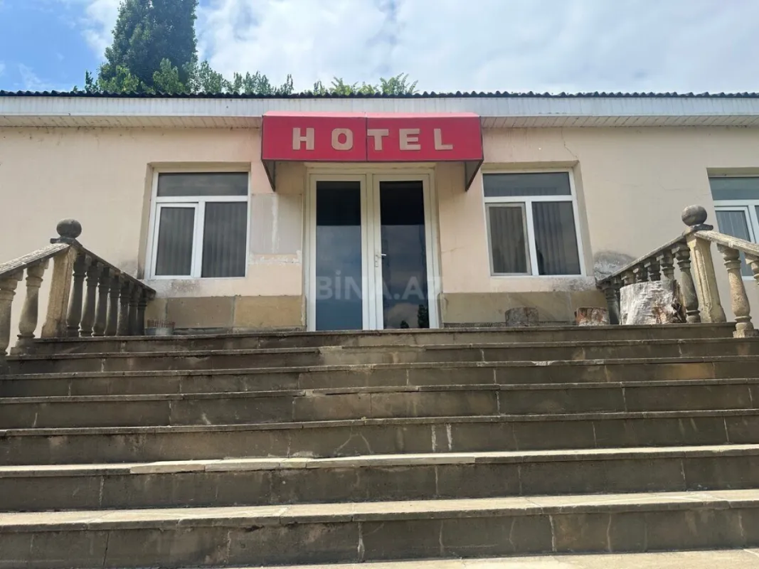 Satılır obyekt 338.4 m²
