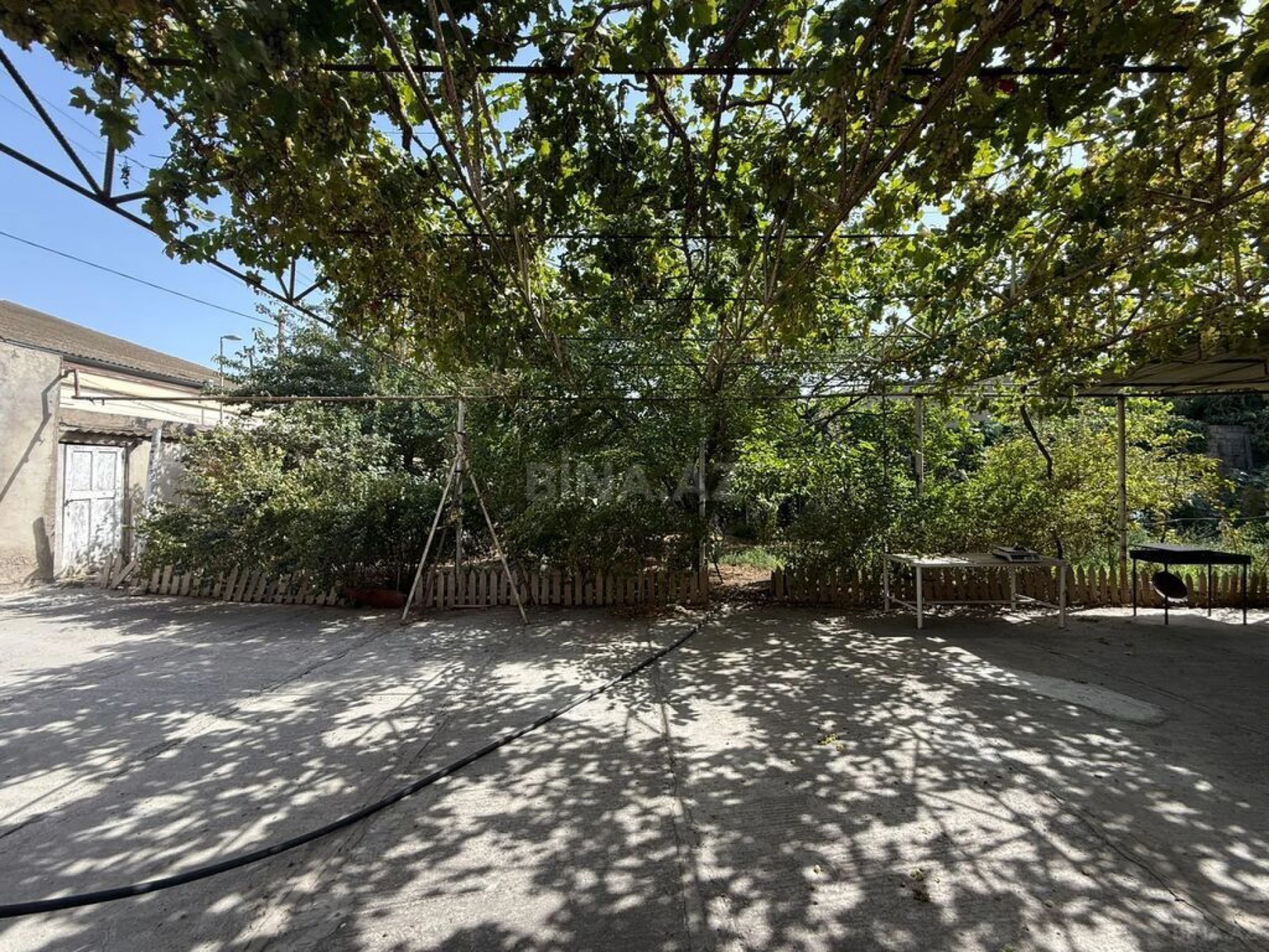 Satılır torpaq sahəsi 6 m²