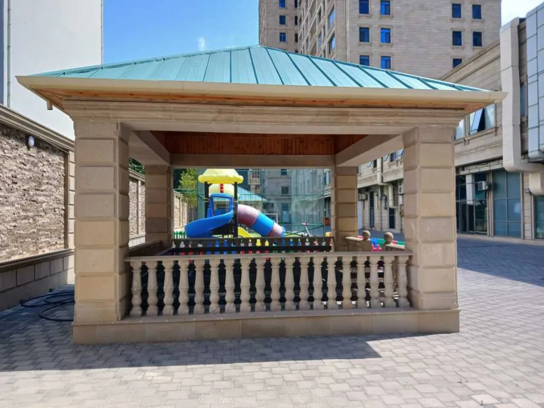 Satılır 4 otaqlı mənzil 160 m²