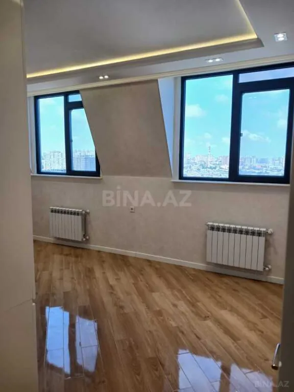 Satılır 4 otaqlı mənzil 160 m²