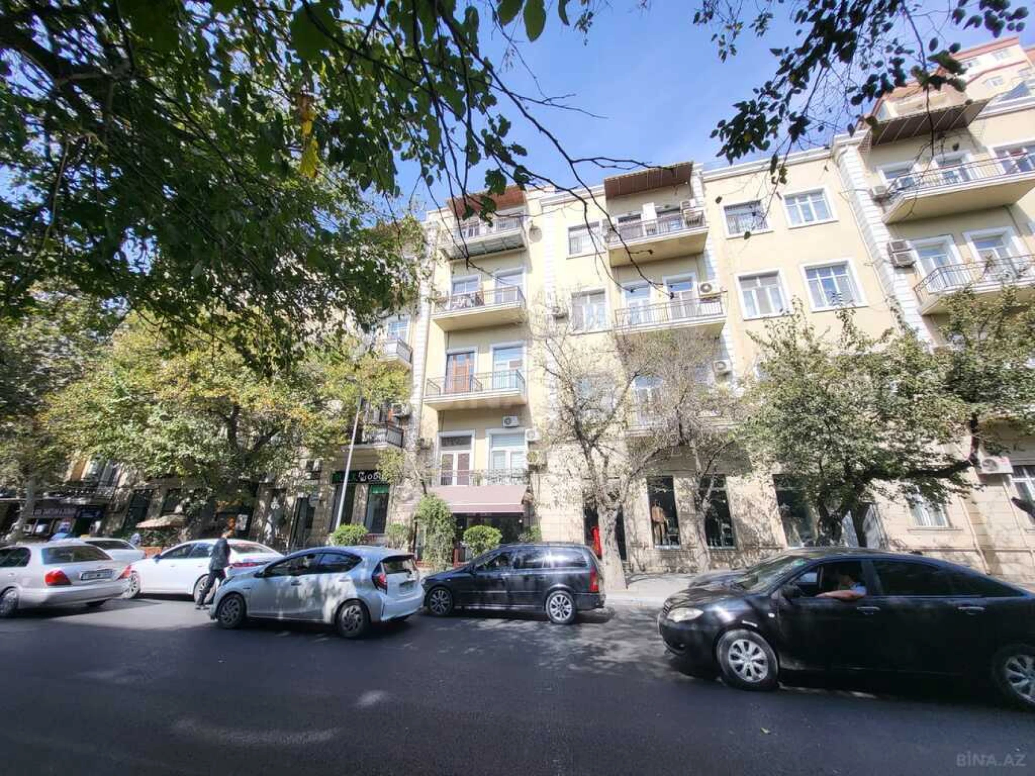 Kirayə verilir 3 otaqlı ofis 100 m²