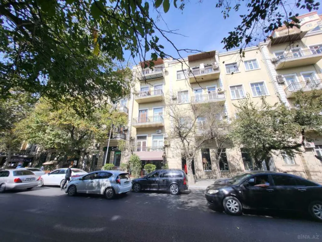 Kirayə verilir 3 otaqlı ofis 100 m²