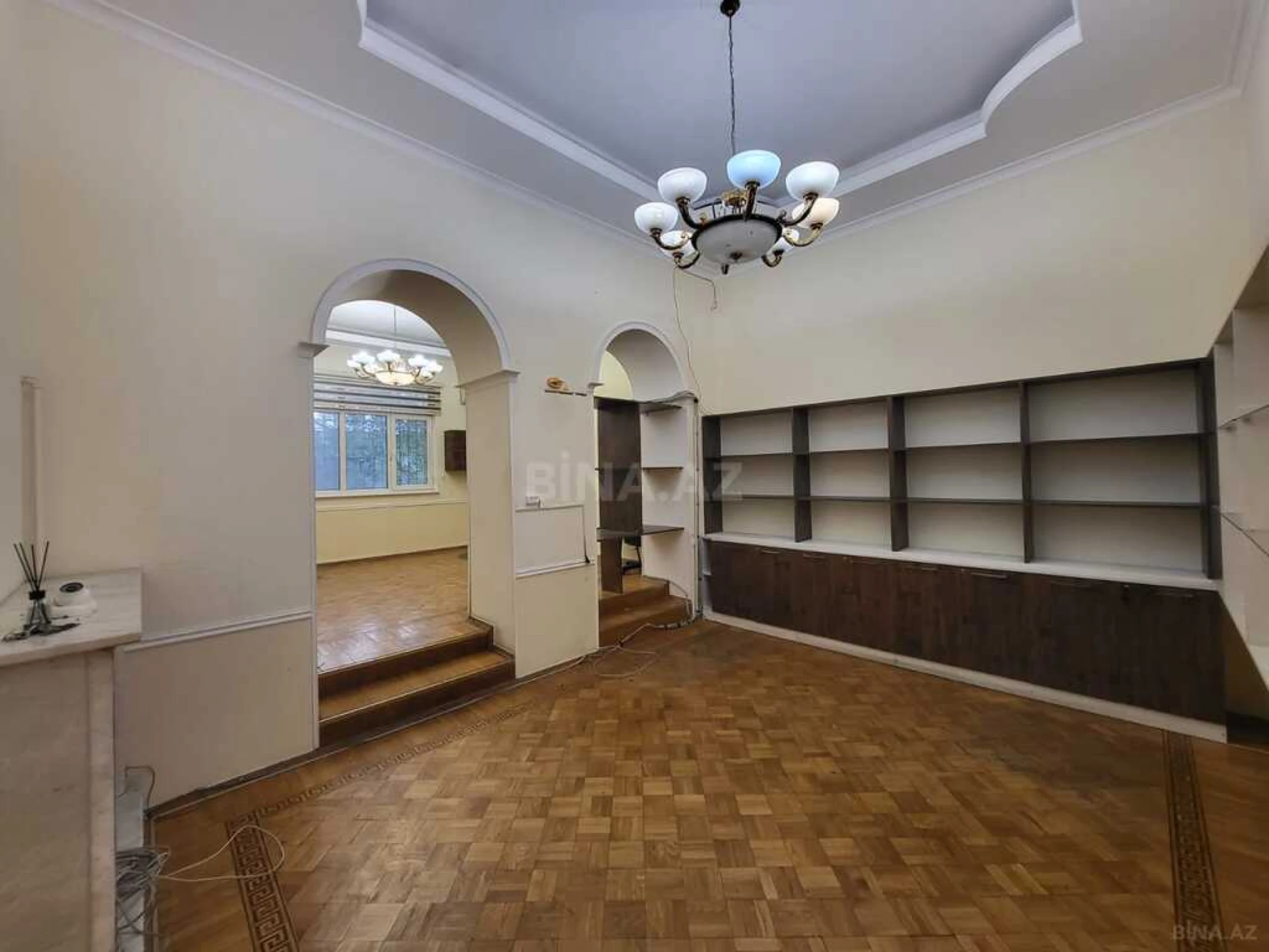 Kirayə verilir 3 otaqlı ofis 100 m²