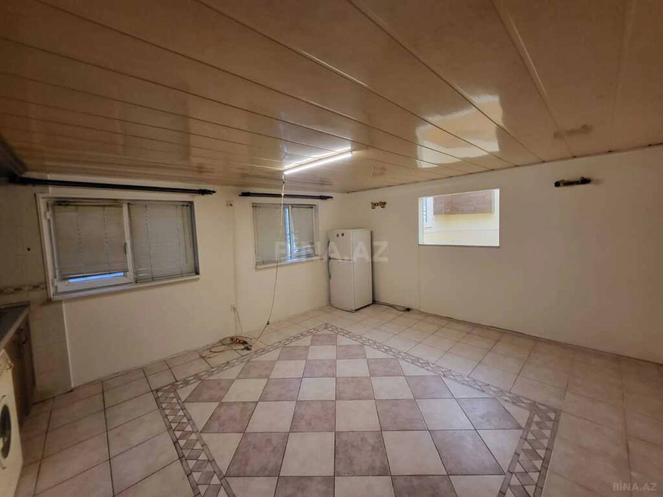 Kirayə verilir 3 otaqlı ofis 100 m²