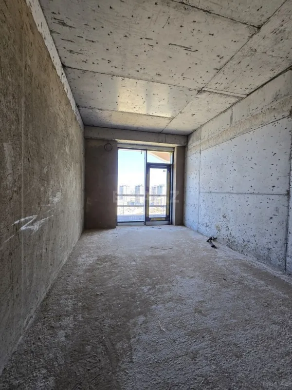 Satılır 2 otaqlı mənzil 74 m²