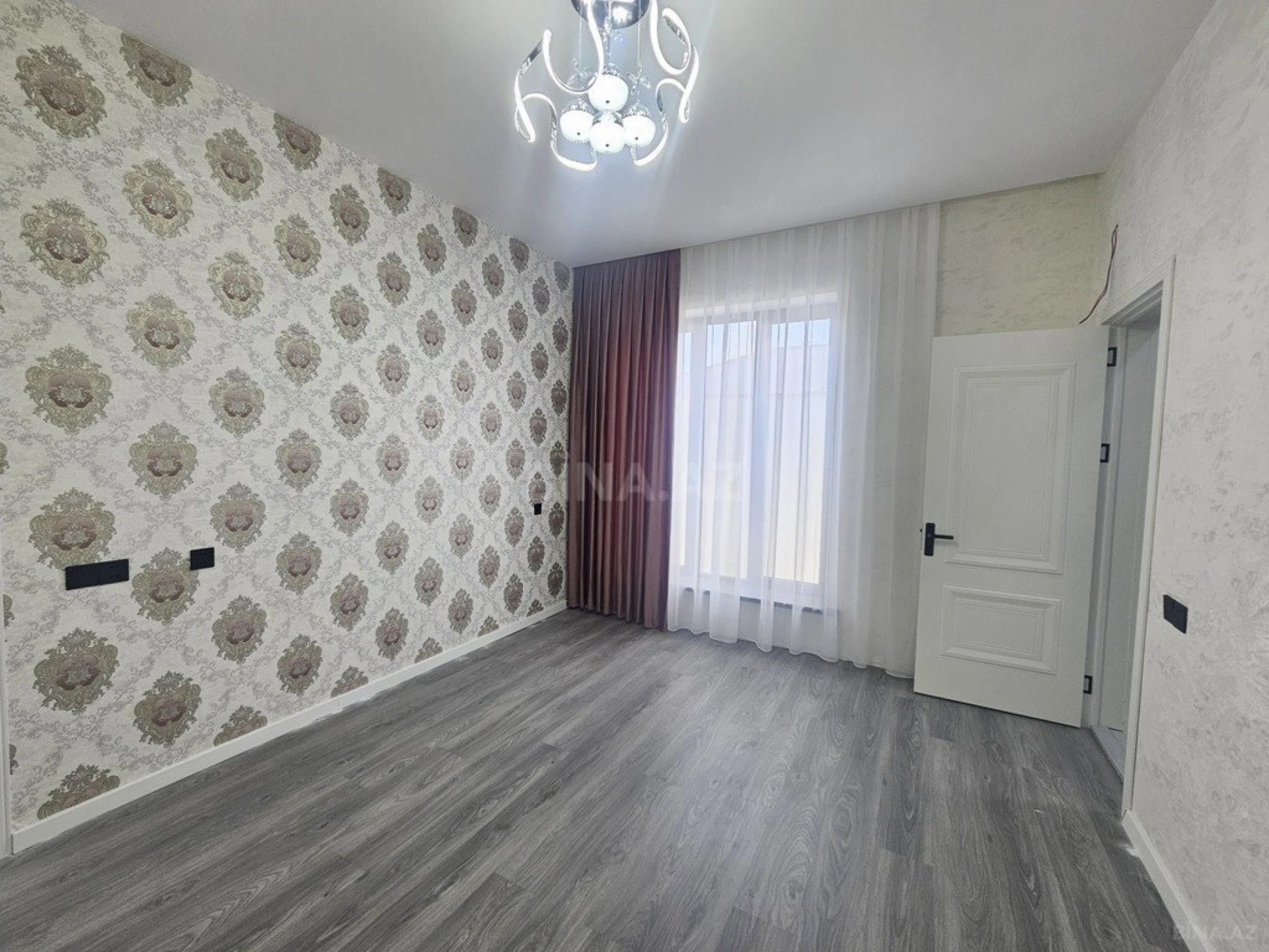 Satılır 4 otaqlı həyət evi 190 m²