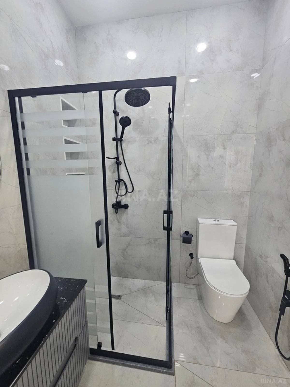 Satılır 4 otaqlı həyət evi 190 m²