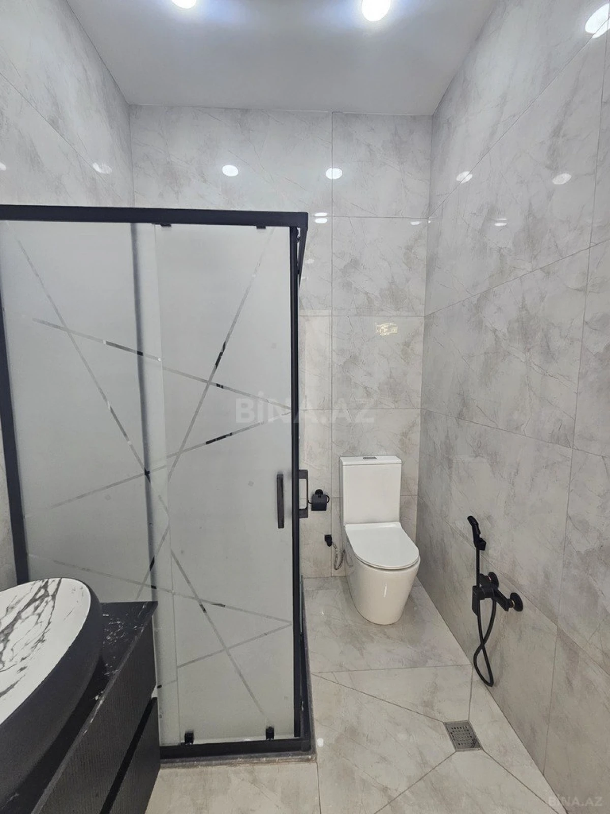 Satılır 4 otaqlı həyət evi 190 m²