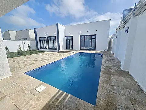 Satılır 4 otaqlı həyət evi 190 m²