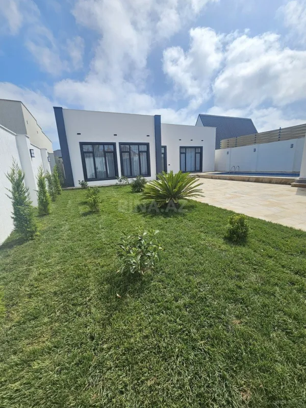 Satılır 4 otaqlı həyət evi 190 m²