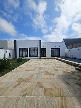 Satılır 4 otaqlı həyət evi 190 m²