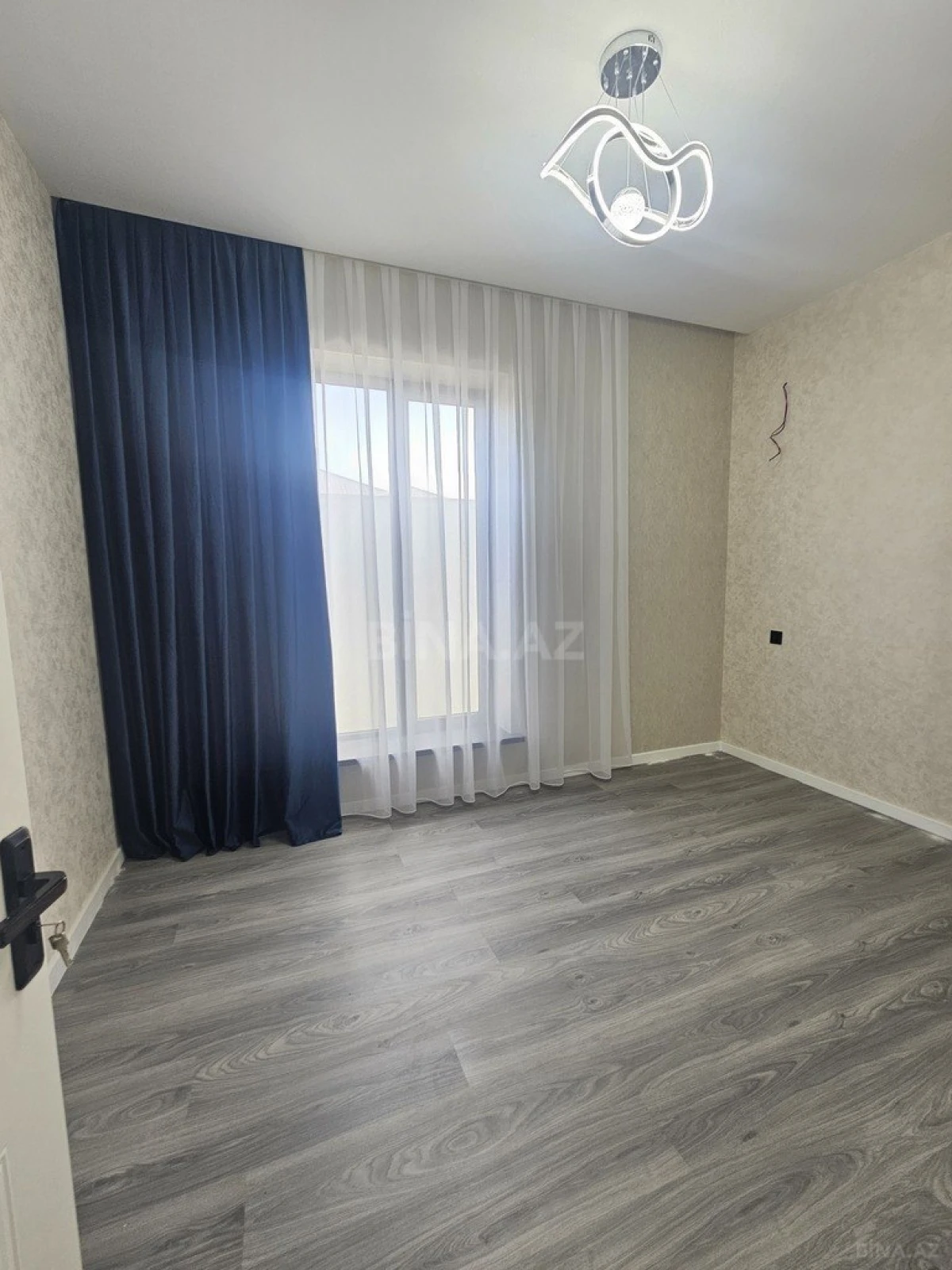 Satılır 4 otaqlı həyət evi 190 m²