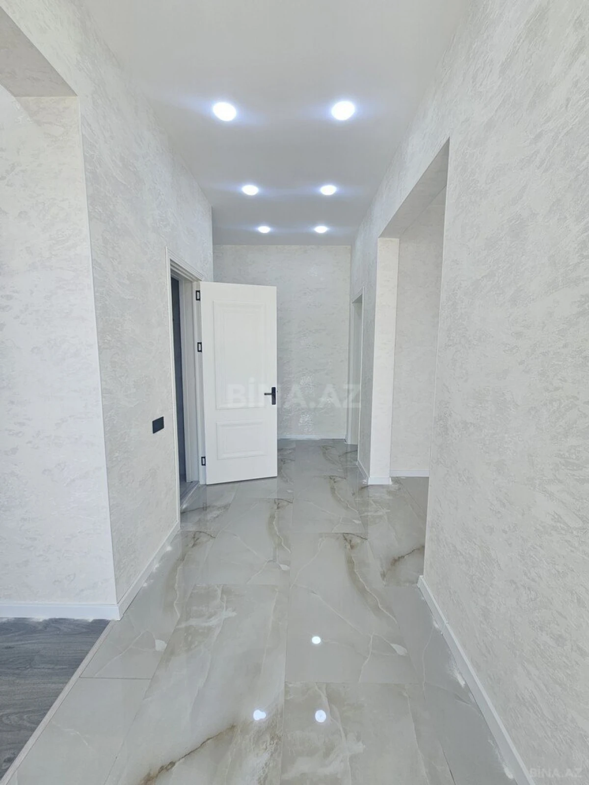 Satılır 4 otaqlı həyət evi 190 m²