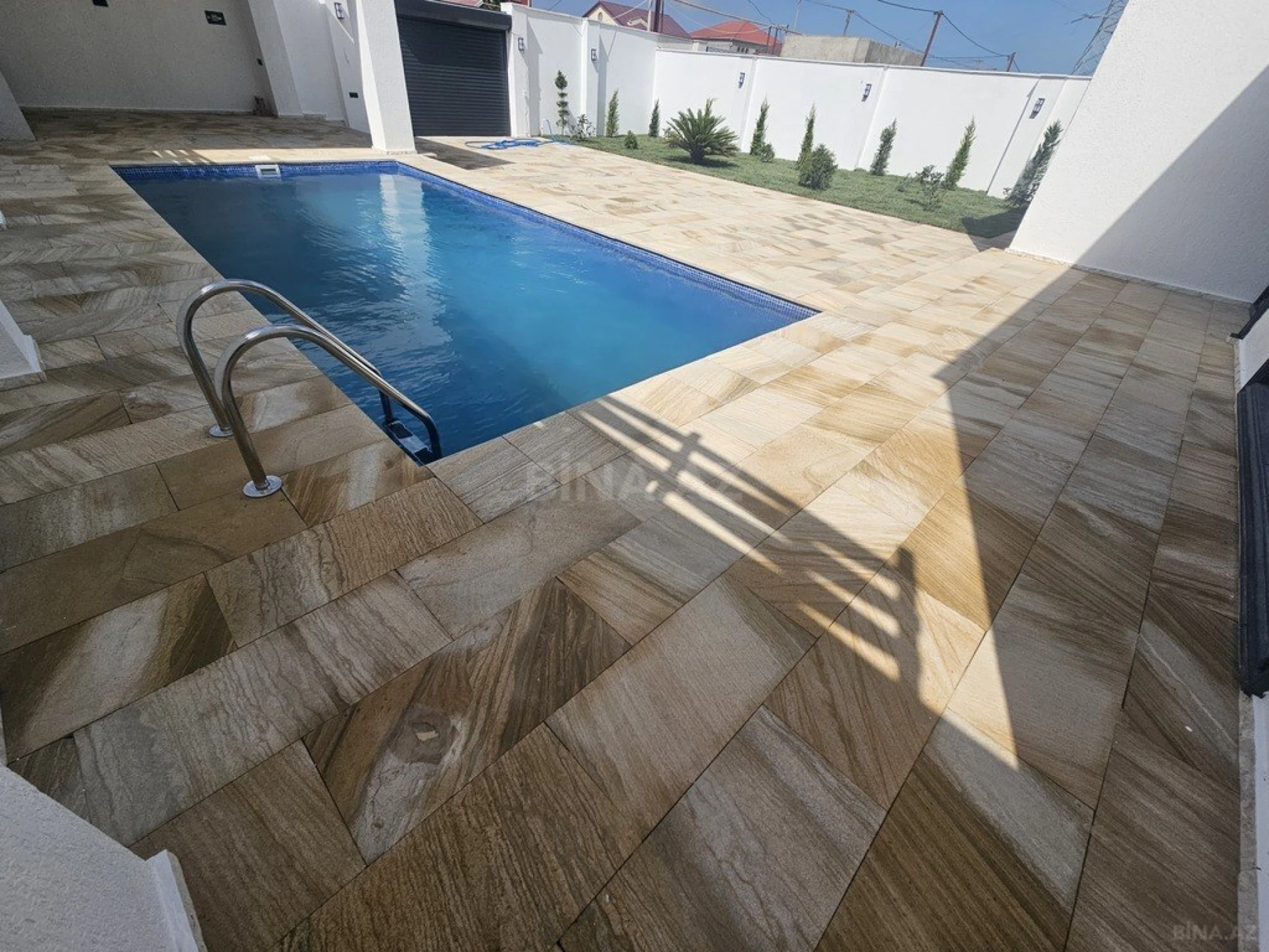 Satılır 4 otaqlı həyət evi 190 m²