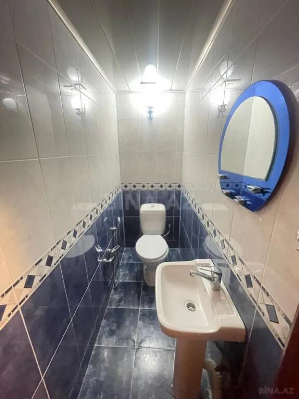 Satılır 3 otaqlı mənzil 145 m²