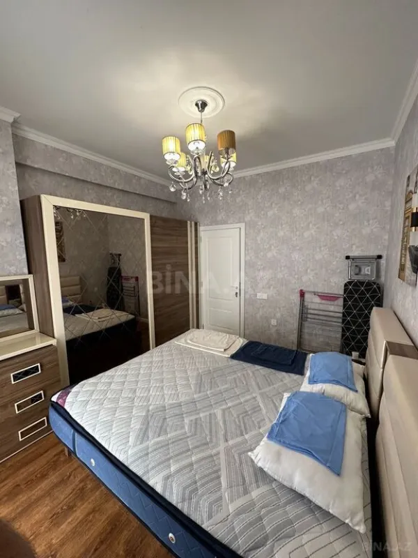 Kirayə verilir 2 otaqlı mənzil 70 m²