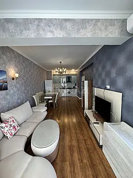 Kirayə verilir 2 otaqlı mənzil 70 m²