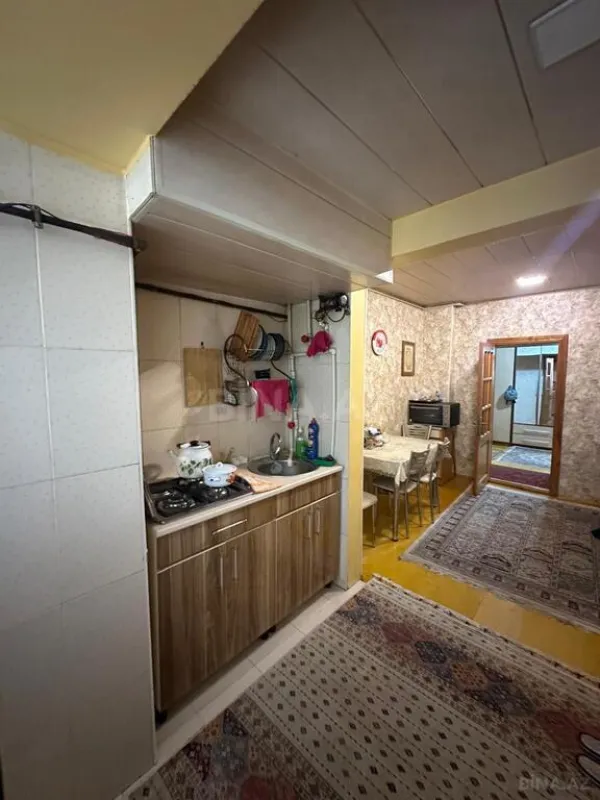 Satılır 4 otaqlı mənzil 105 m²