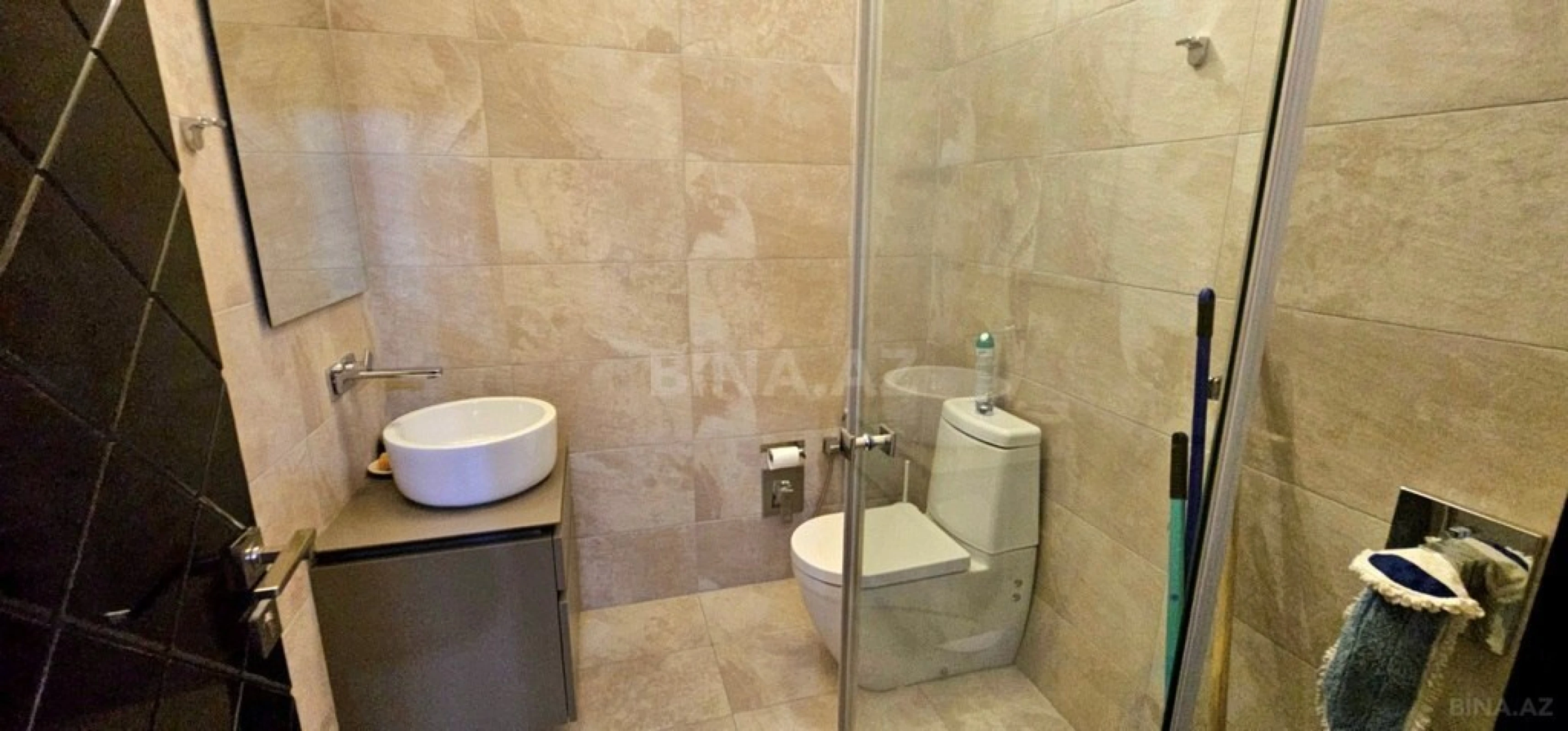Satılır 3 otaqlı mənzil 136 m²