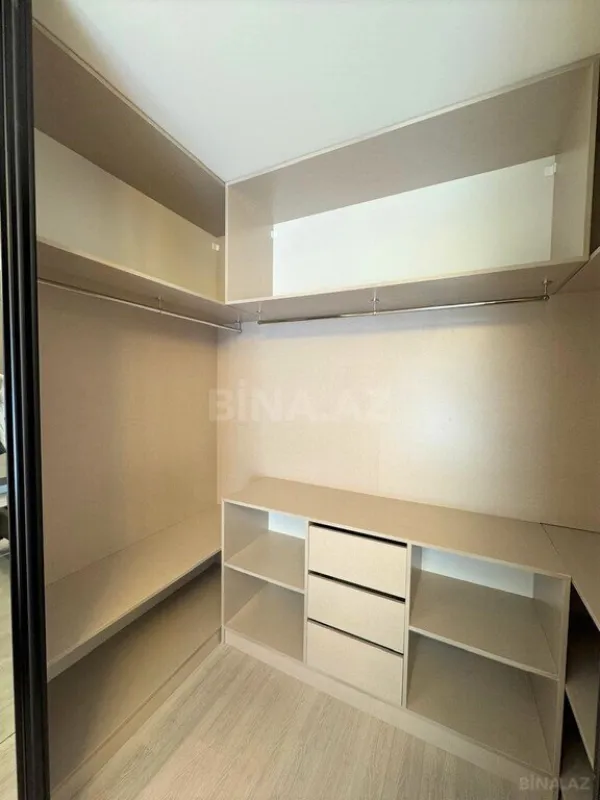 Kirayə verilir 3 otaqlı mənzil 150 m²