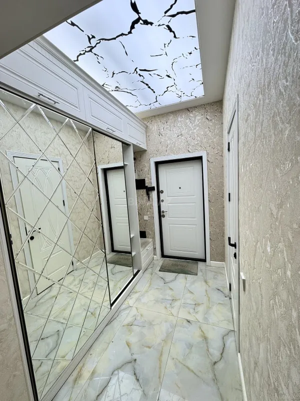 Kirayə verilir 2 otaqlı mənzil 65 m²