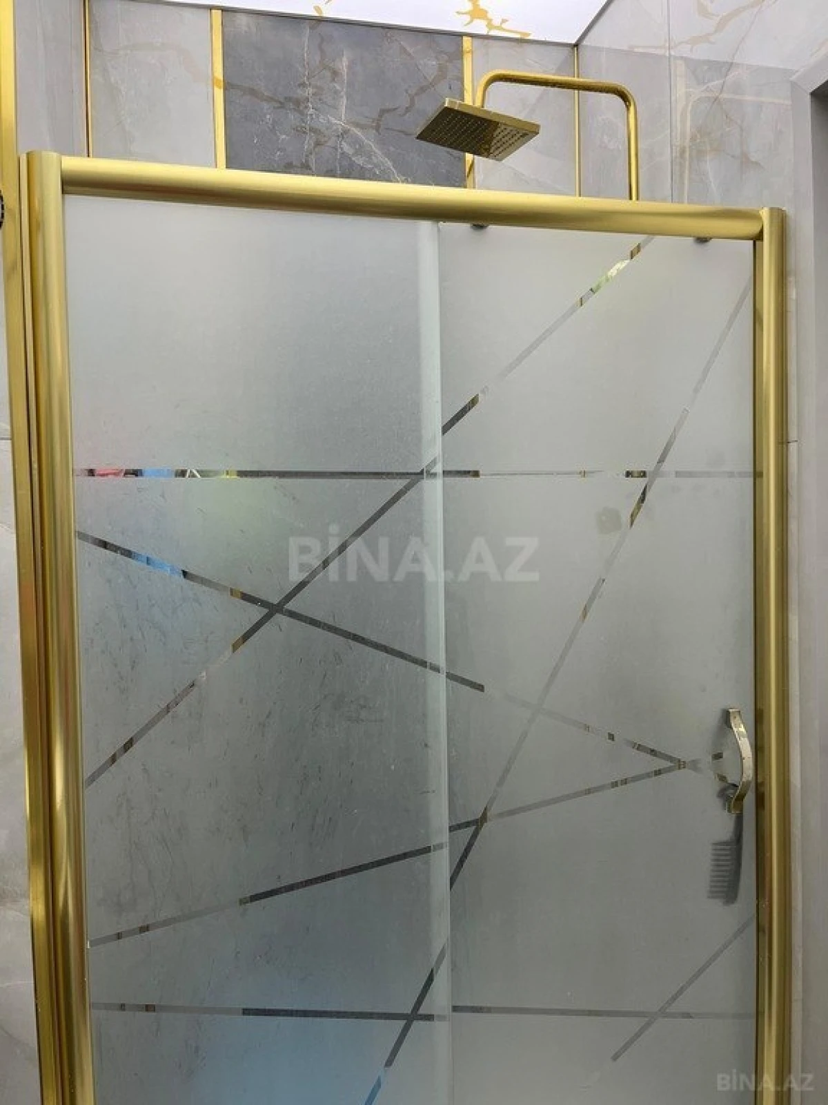 Kirayə verilir 2 otaqlı mənzil 65 m²