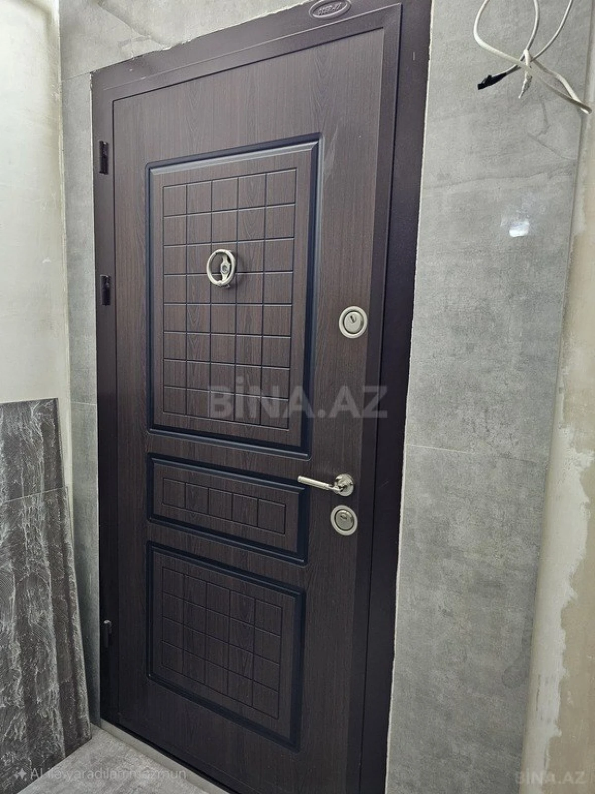 Satılır 3 otaqlı mənzil 73 m²