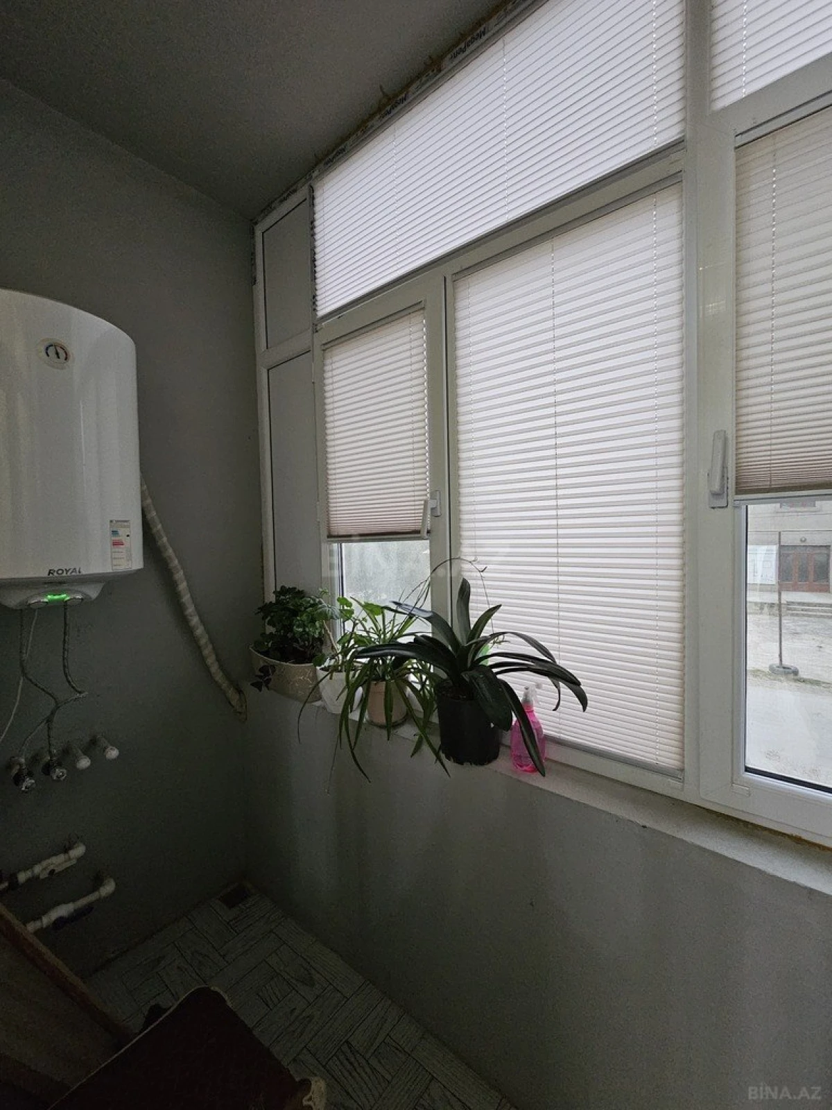 Satılır 3 otaqlı mənzil 73 m²