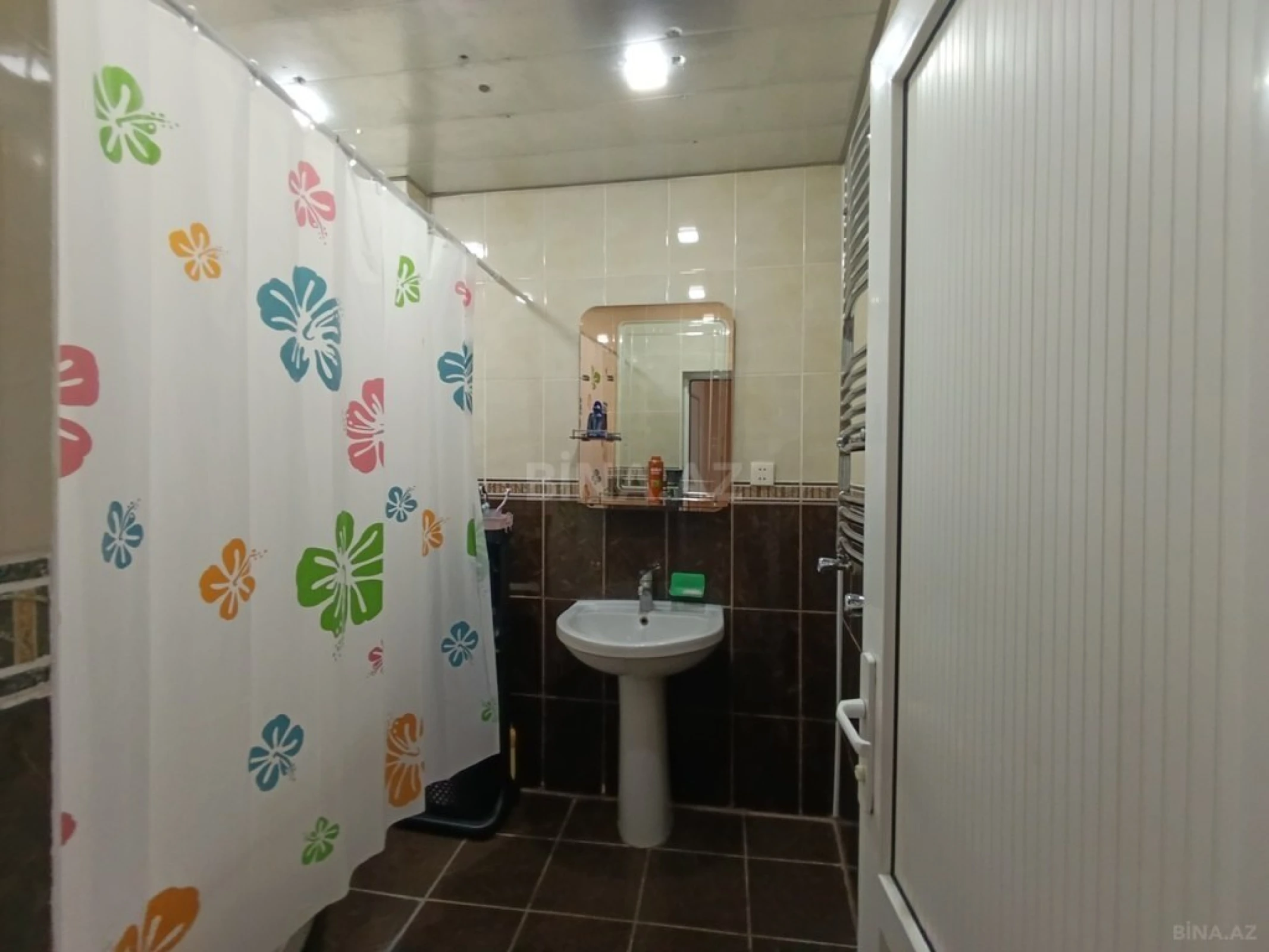 Satılır 3 otaqlı mənzil 110 m²