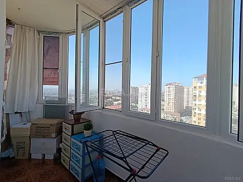 Satılır 3 otaqlı mənzil 110 m²