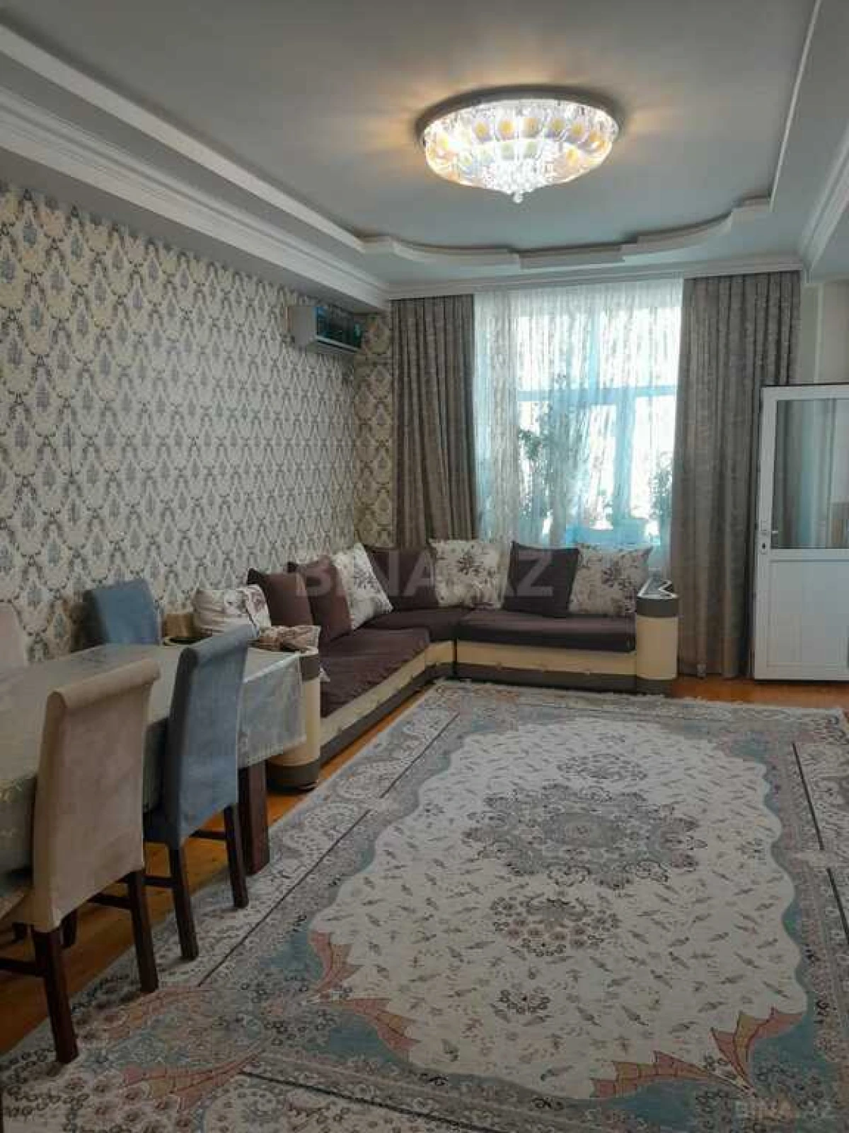 Satılır 2 otaqlı mənzil 57 m²