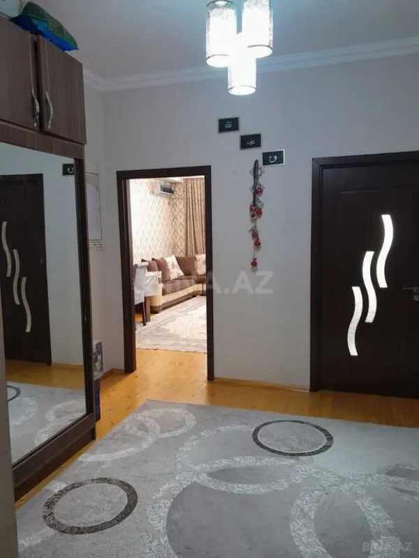 Satılır 2 otaqlı mənzil 57 m²